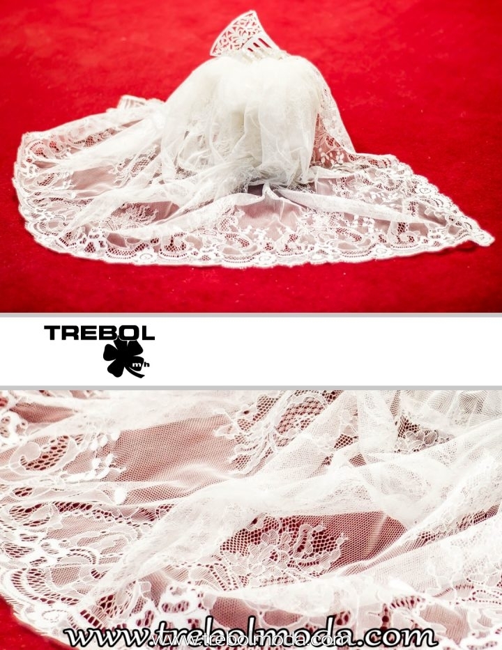 Mantilla encaje marfil - Trebol Moda