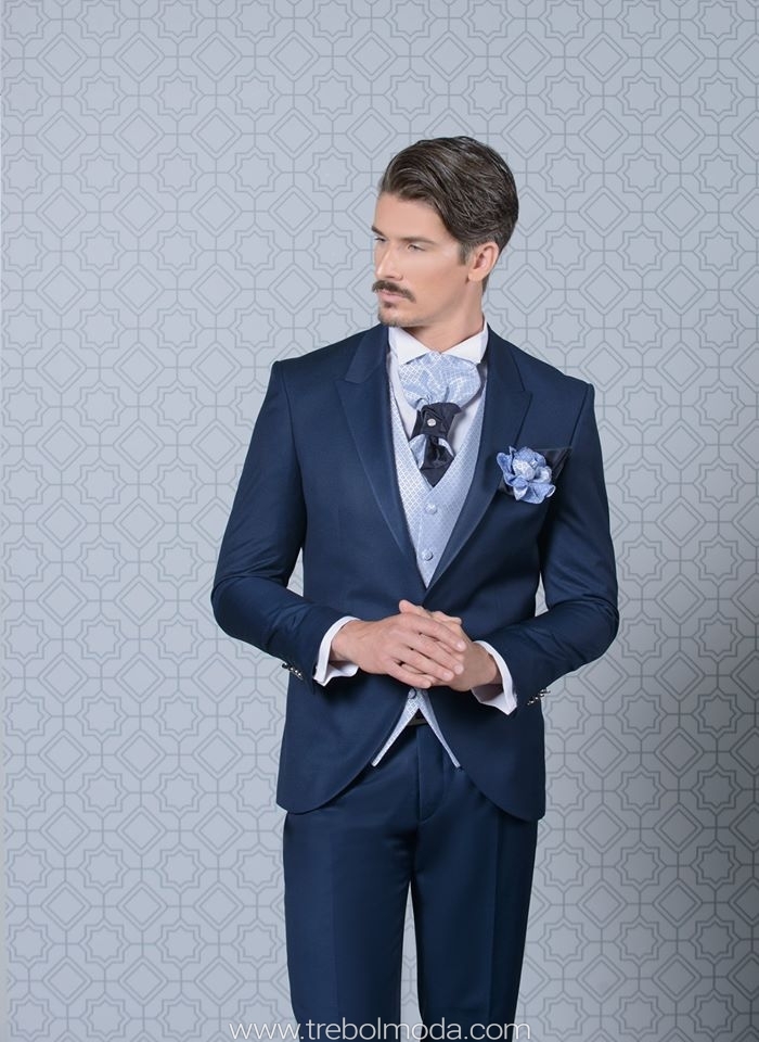 Traje azul