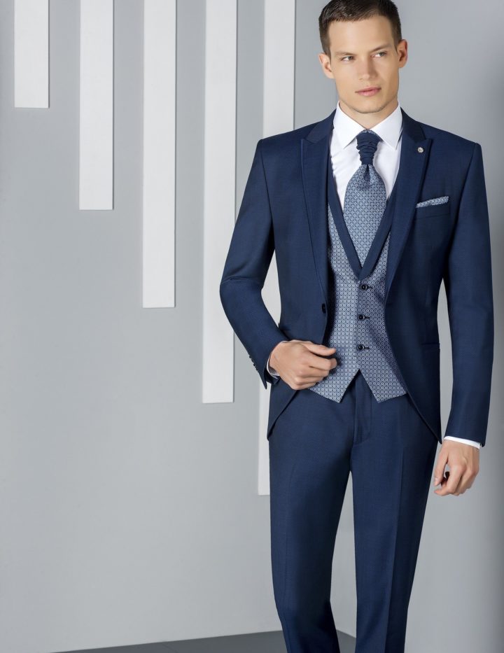 trajes de novio modernos 2022