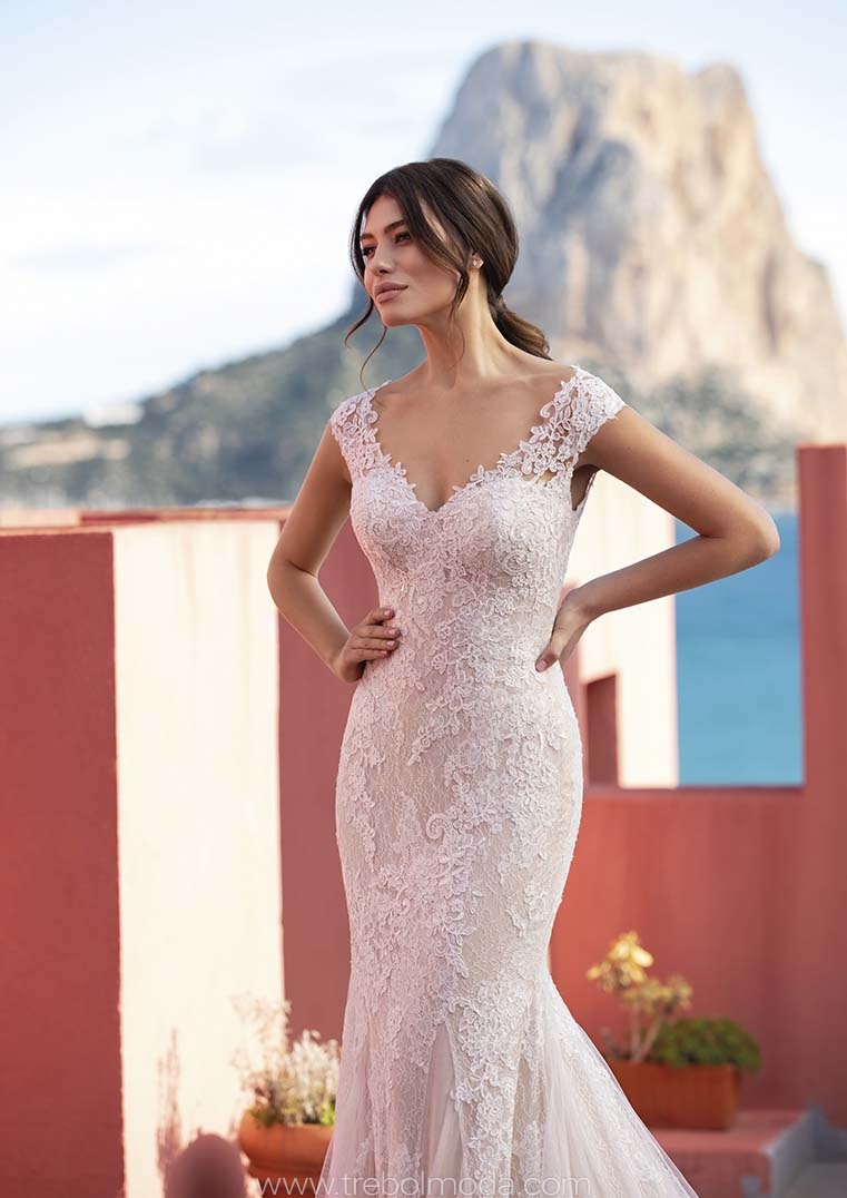 Inicio - Vestidos de novia, trajes de novio y comuniones