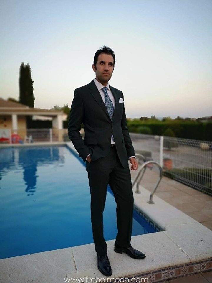 Trajes de novio modernos 】guía 2021, tendencias y tips