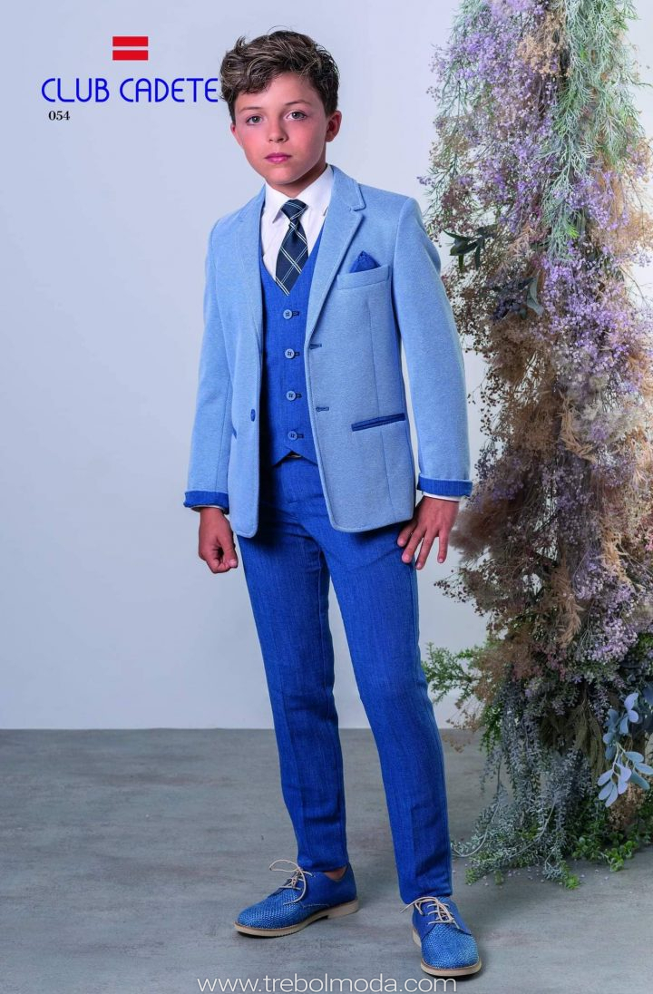 Traje con chaleco. Talla 10