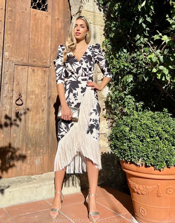 vestidoflecos Vestido cruzado con flecos. Tallas del 44 al 50. Mod. 4317