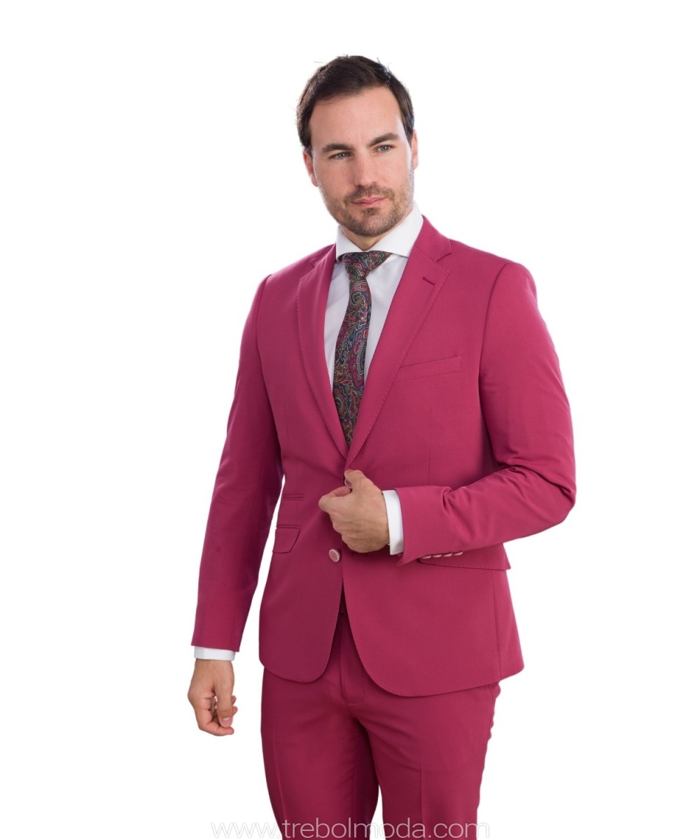 Traje hombre color rojizo