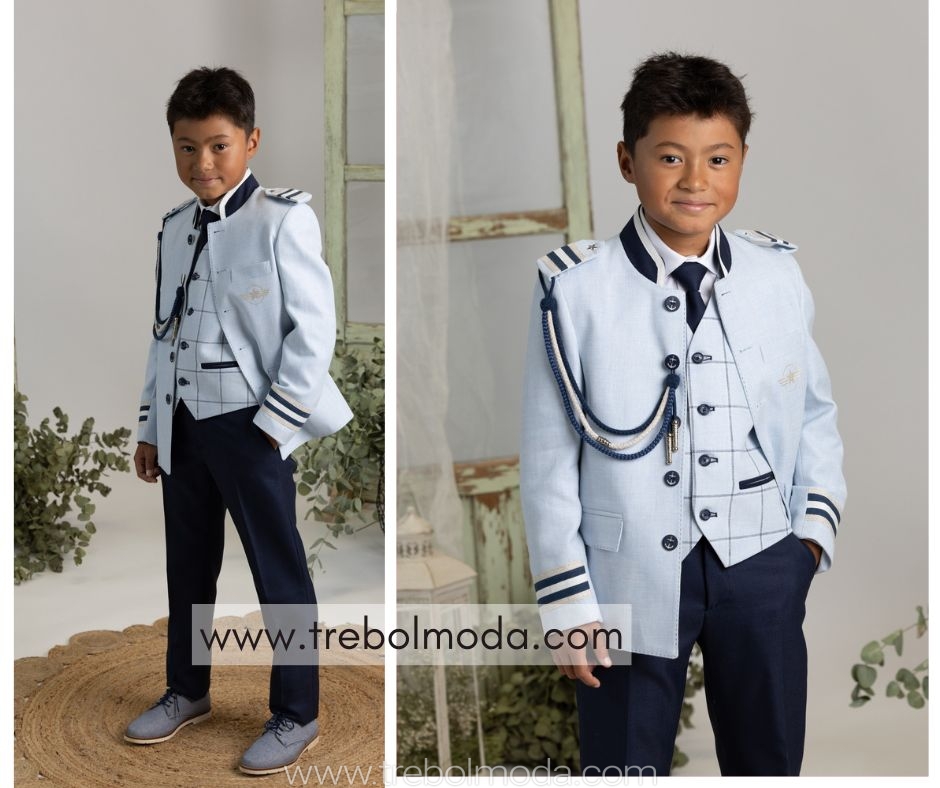 Almirante con chaleco