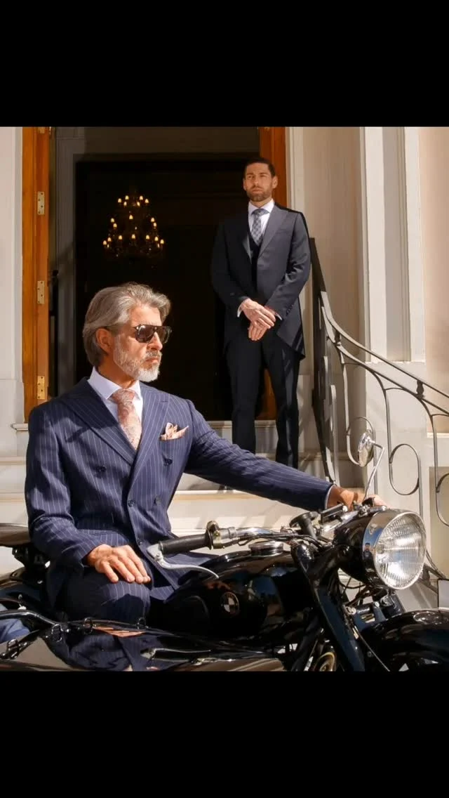 Tantos trajes como opciones de colores 😎

www.trebolmoda.com